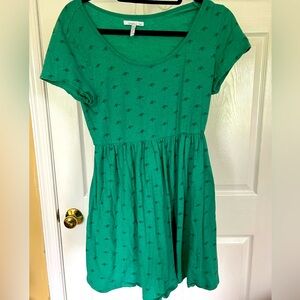 Green O’Neill dress - size m